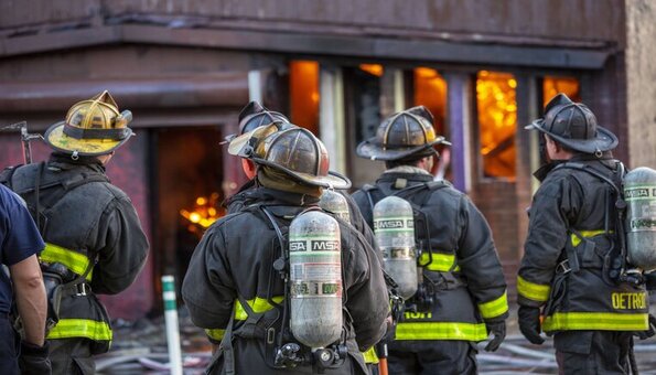 ντιτροιτ φωτια